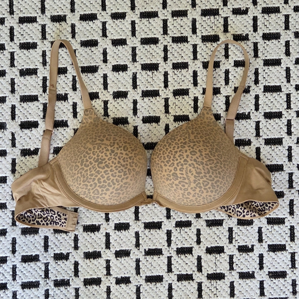 Wonderbra Push Up Bra, 34C